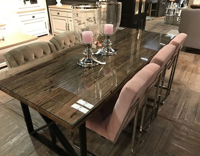 slim Overtreden Reserve Houten tafel schoonmaken en beschermen - Hout waterdicht maken