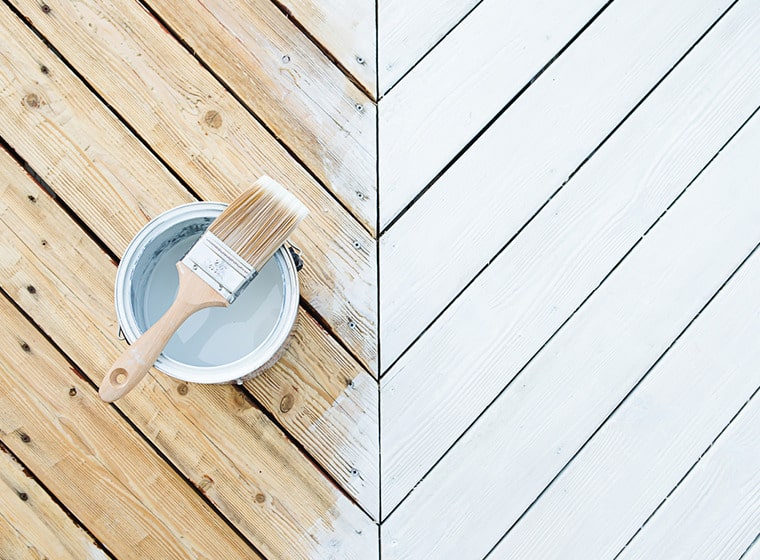 Leeg de prullenbak koken Kind Hout behandelen met verf - waterdicht - Hout waterdicht maken